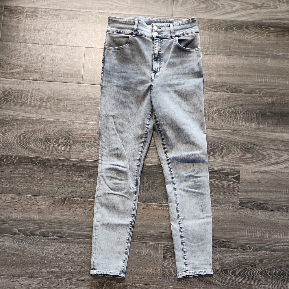 🎉 J Brand "Elsa Saturday Jean" Ultra High Waisted Jeans 🎉